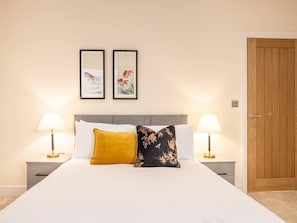 Apartment - City Chic Christchurch 2BR Apartments by Sojo Stay (Ipswich)