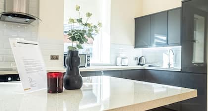 Two Bedroom Ipswich Luxury Retreat Self Check-in