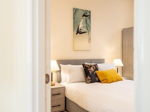 Apartment | 2 bedrooms - Two Bedroom Ipswich Luxury Retreat Self Check-in (Ipswich)