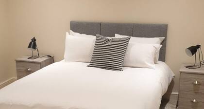 Cityscape Two Bedroom Apartment Ipswich