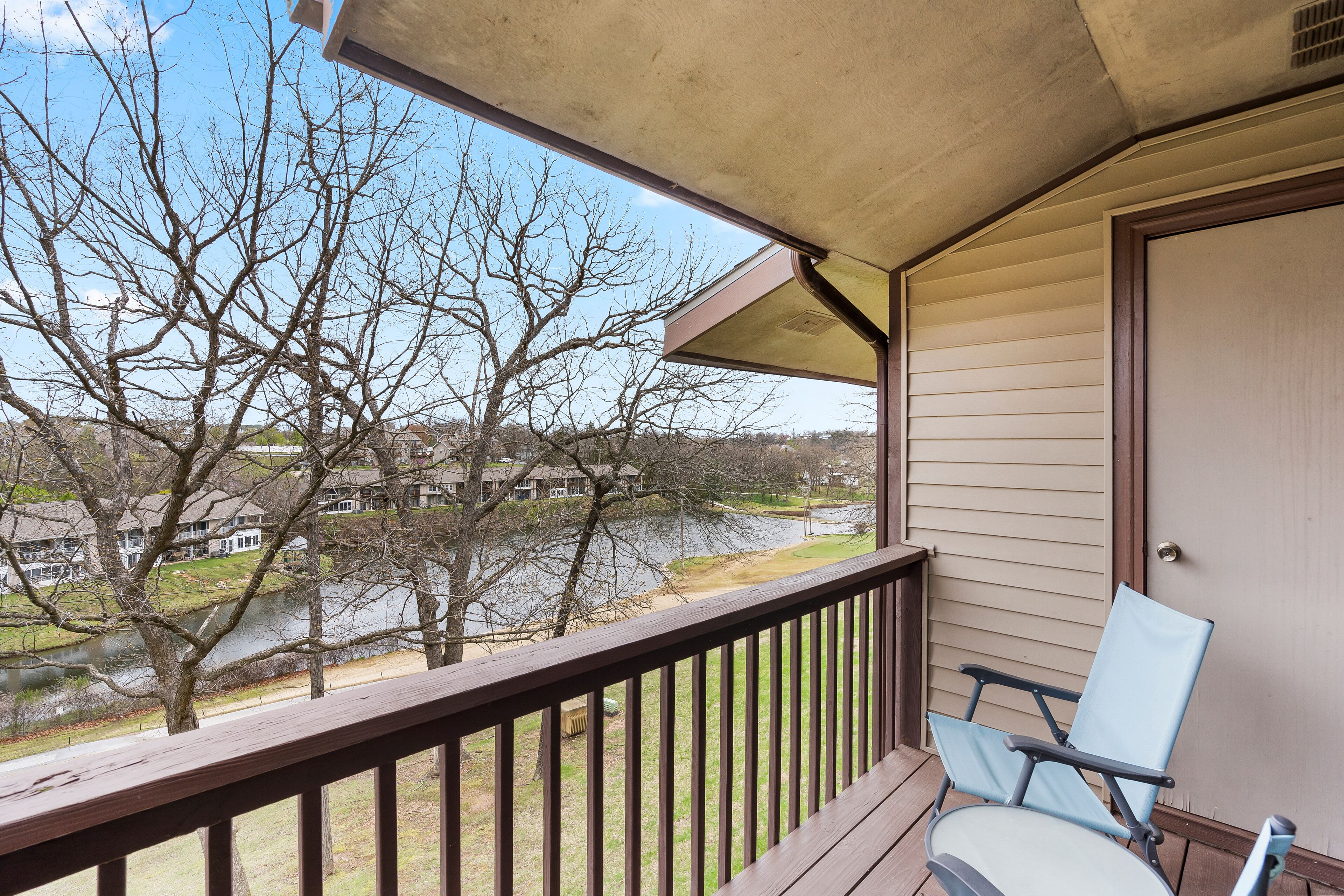 Great Day – Picture-Perfect Condo in Pointe Royale! Onsite Pool, Fishing, & More