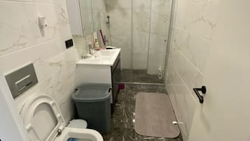 Studio Suite Eksekutif | Kamar mandi