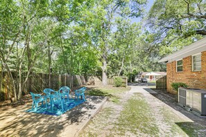 House (4 Bedrooms) | Interior - Tallahassee Home w/ Yard < 2 Mi to FSU Campus (Tallahassee)