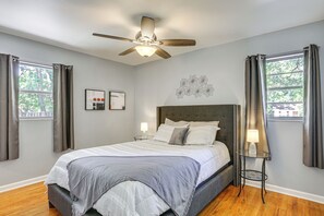 House (4 Bedrooms) | Interior - Tallahassee Home w/ Yard < 2 Mi to FSU Campus (Tallahassee)