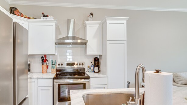 Unclassified image, 1 of 24, button - Cozy Crowley Home: Modern Interior, Covered Porch! (Crowley)