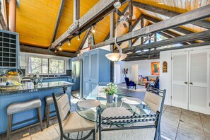 Interior - Walk to Hiking Trails: Sedona Red Rock Retreat (Sedona)