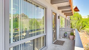 Unclassified image, 2 of 26, button - Walk to Hiking Trails: Sedona Red Rock Retreat (Sedona)