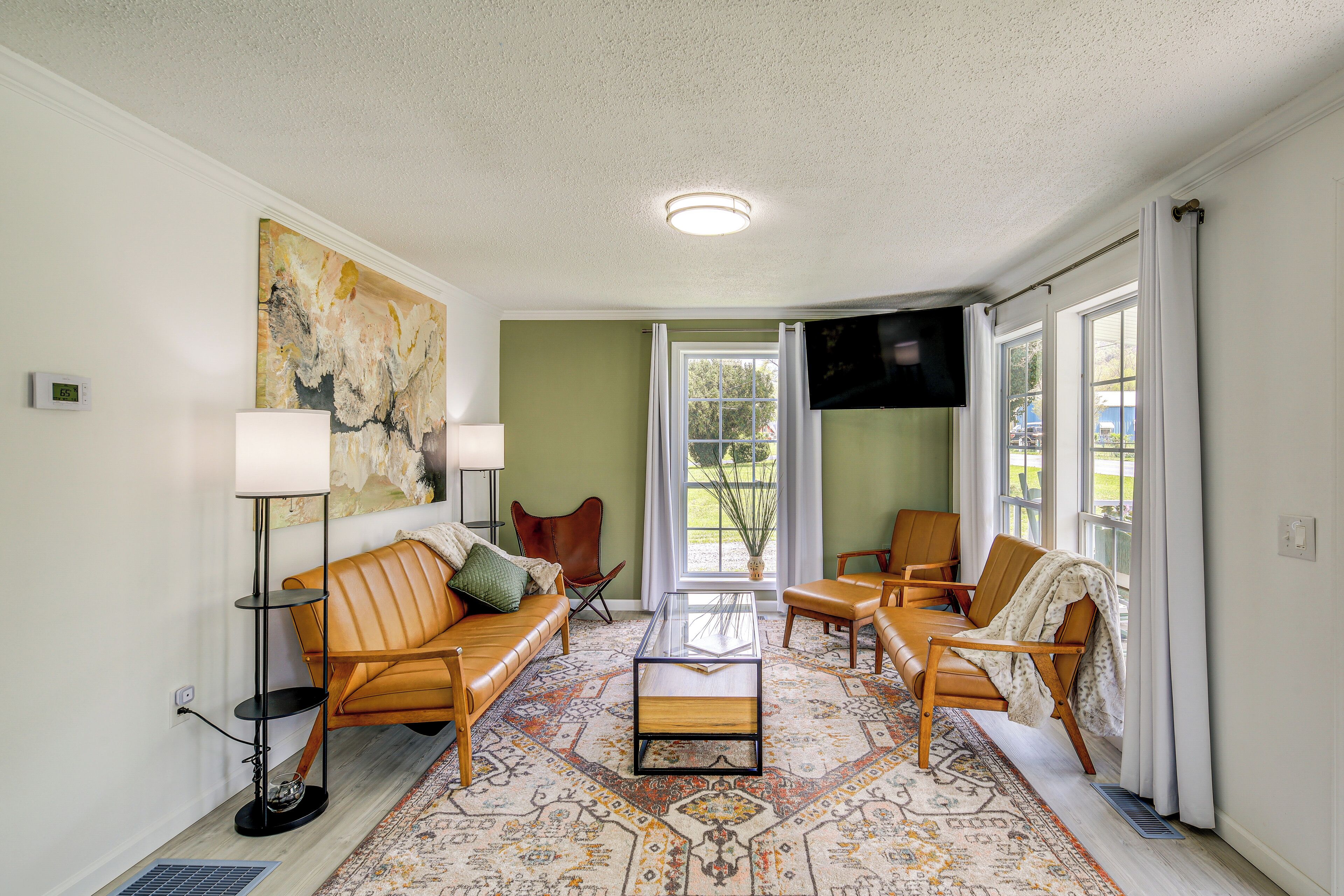 House (2 Bedrooms) | Interior