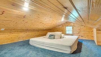 2 bedrooms, iron/ironing board, bed sheets