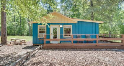 Quiet Hemphill Cabin Retreat Near Toledo Bend Lake