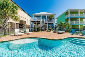 Pool - Lyndi Lou's Beach House- All That is Missing is You! Book Now! (Gulf Shores)