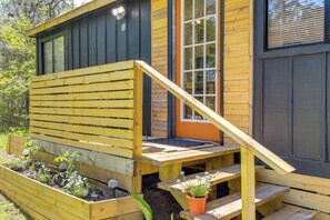 Interior - Hike On-site: Georgia Tiny Home on Farm Retreat (Lithonia)