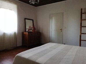 1 Schlafzimmer, Bügeleisen/Bügelbrett, Reisekinderbett, WLAN