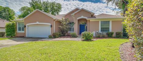 House (3 Bedrooms) | Front of property