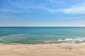 Condo, 1 Bedroom | Beach | On the beach - 1003 Ocean Breeze 1 Bedroom Home (Carolina Beach)