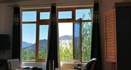 Hotel Leh Residency