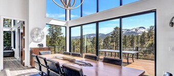 Vista Pines Lodge, Black Hills of South Dakota