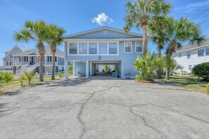 Exterior - Carolina Palms - 5 Bedroom Second Row Beach House (Garden City Beach)