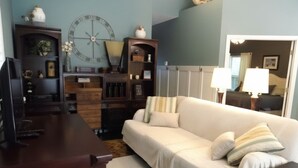 1 habitación, escritorio, tabla de planchar con plancha y wifi gratis 