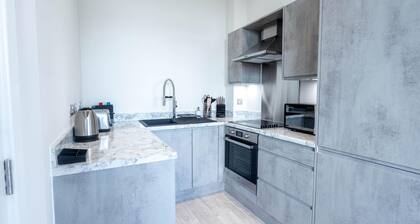 Roundhay Park One-bedroom Haven by Belvilla