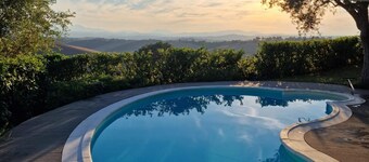 Villa Gelso: your luxury villa with pool and sauna in Le Marche region