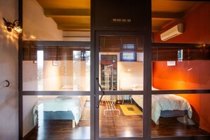 3 chambres, fer et planche à repasser, Wi-Fi, literie fournie