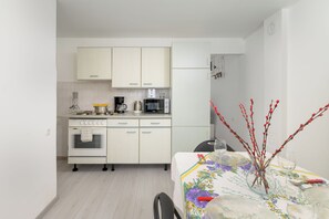 Fridge, microwave, oven, stovetop - Pet Friendly apartment located near the sea. (Premantura)