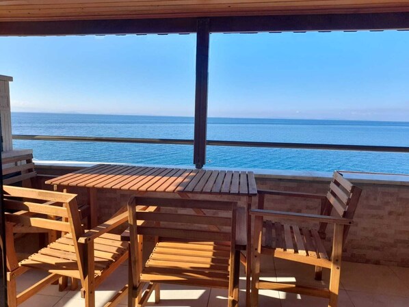 15 habitaciones y wifi gratis