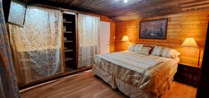 2 chambres, fer et planche à repasser, lit parapluie, Wi-Fi gratuit