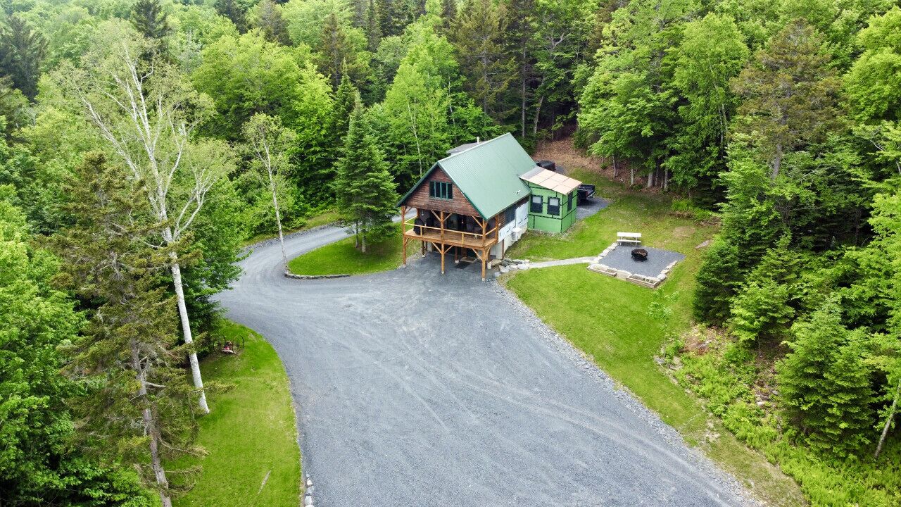 The Tree house at Moosehead Lake