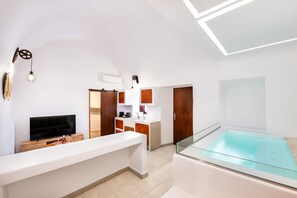Interior - Santorini Luxury Suite w/ Rooftop HotTub & SeaView (Akrotiri, Santorini)