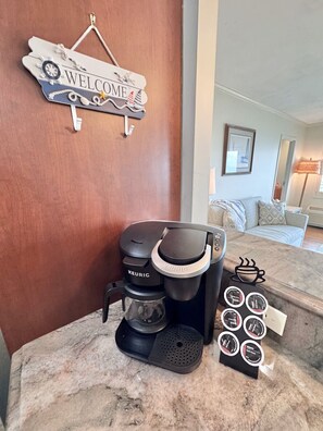 Interior - Wake Up Hearing The Waves |Perfect 4th Floor Haven (Virginia Beach)