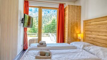 Duplex conforto, vista para a montanha | 3 quartos, cortinas blackout, ferros/tábuas de passar roupa