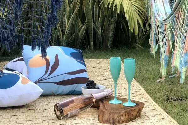 Property grounds - HEATED POOL-LANAI-BBQ-5 Mi to BEACH-WASHER/DRYER-TENNIS-GOLF-BLISSFUL RETREAT (Rotonda West)