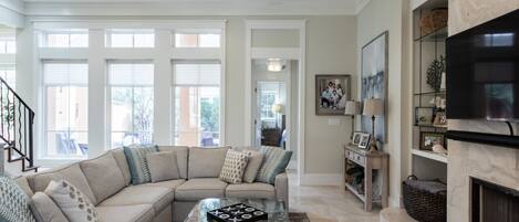 TV connectée, cheminée