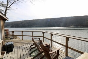 Terrace/patio - Direct Beach Front (Waterford)