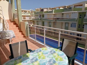 Outdoor dining - Delfines III bl.III esc.II 2º pta.5 ático Solo Familias (Xeraco Playa)