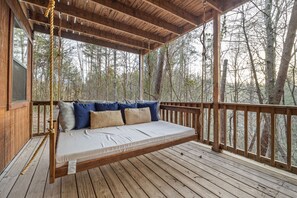 Property grounds - The Mountain Rental For Your Next Reunion (PIGEON FORGE)