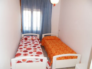 Apartment, 2 Bedrooms, Balcony, City View