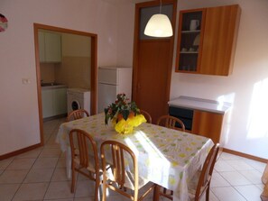 Apartment, 2 Bedrooms, Balcony, City View | Dining - Bright Flat in a Colourful Building - Beahost (Rosolina)
