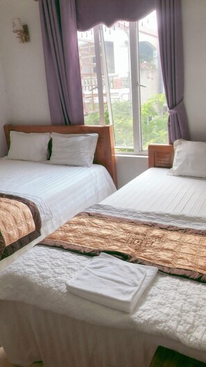 Premium bedding, Select Comfort beds, bed sheets - Huy Hoang Airport Hotel (Hanoi)
