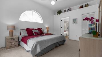 3 bedrooms, iron/ironing board, free WiFi, bed sheets