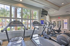 Fitness facility - 6079 Enchanted Villa 7 Bed by Disney (Davenport)