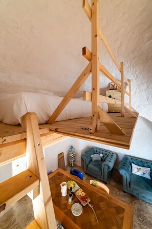 1 habitación, tabla de planchar con plancha, wifi gratis y ropa de cama 