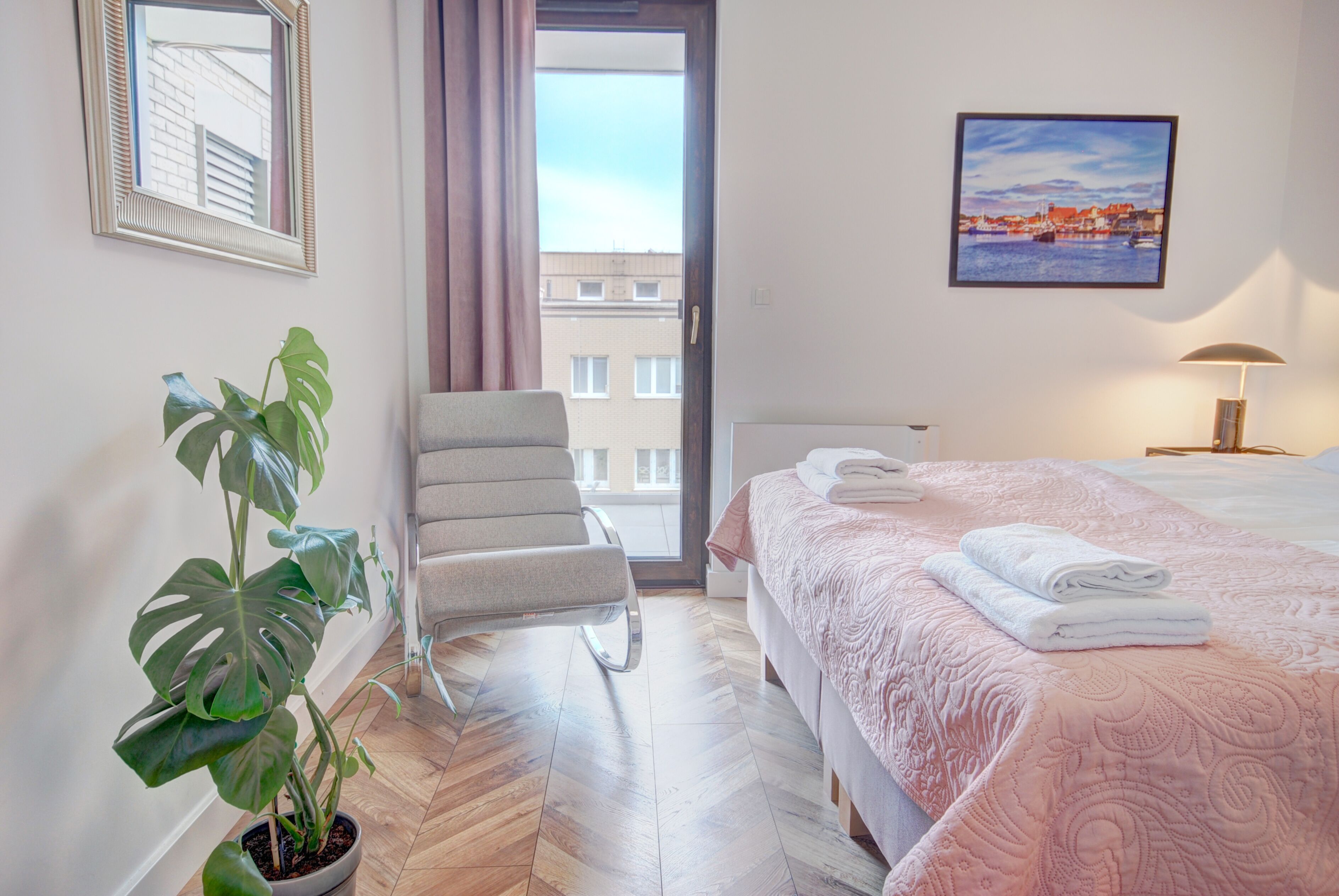 Apartment | 1 bedroom, blackout curtains, iron/ironing board, free WiFi
