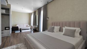 Junior Suite | 1 bedroom, premium bedding, memory foam beds, minibar