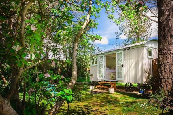 Entrance to the hut in Spring