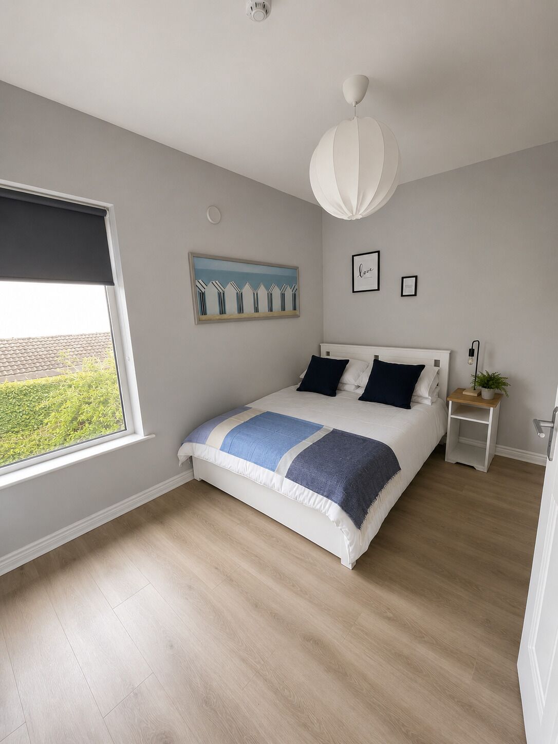 3 bedrooms, desk, iron/ironing board, travel cot