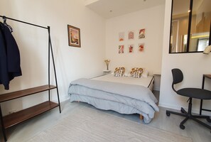 1 bedroom, WiFi, bed sheets - Cozy apartment near the sea (Nice)