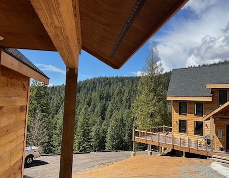 Exterior. Secluded, quiet mountain retreat in the heart of North Idaho close to activities